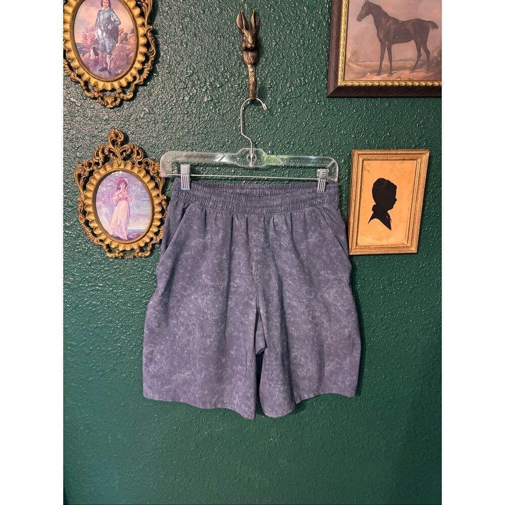 Lululemon Mens Pace Breaker Shorts Sz Small Blue Gravel